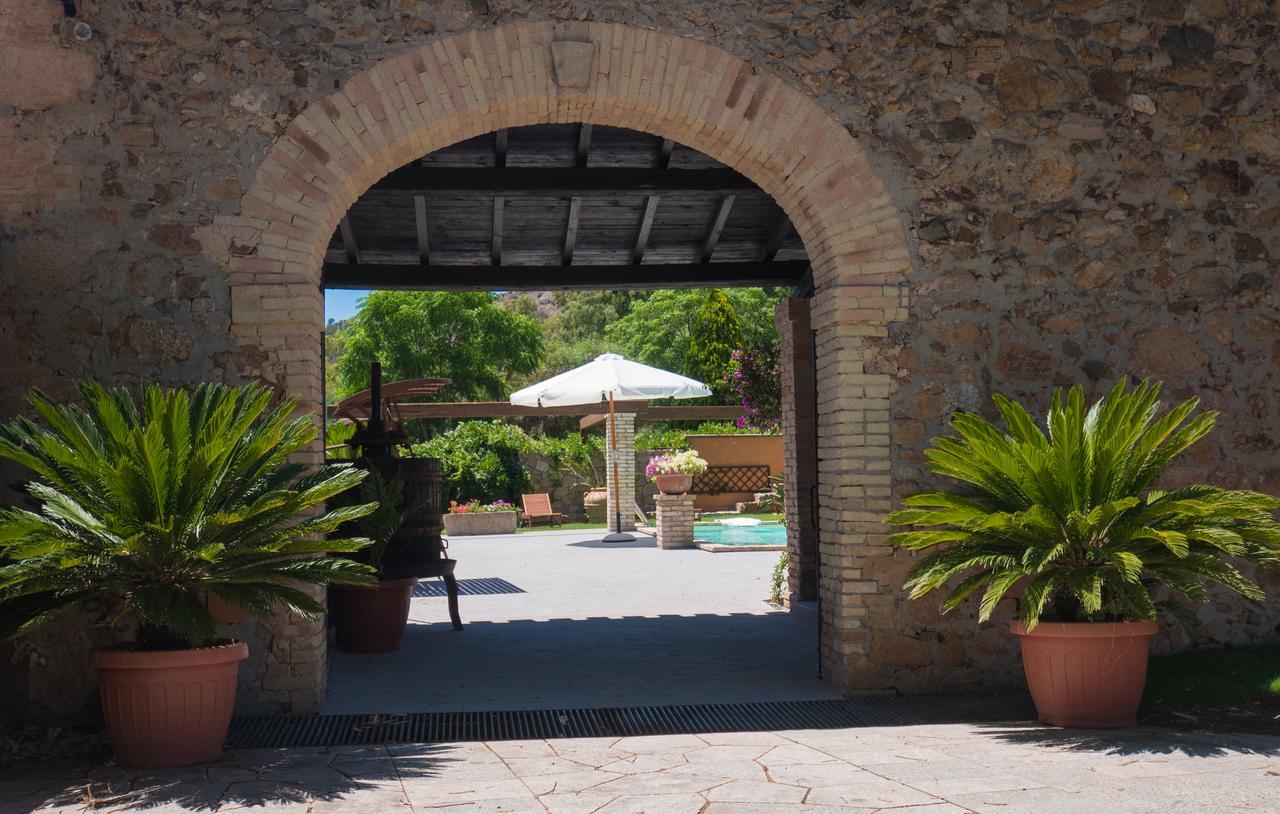 Antico Casale Del Poggio Hotel Capoterra Exterior photo