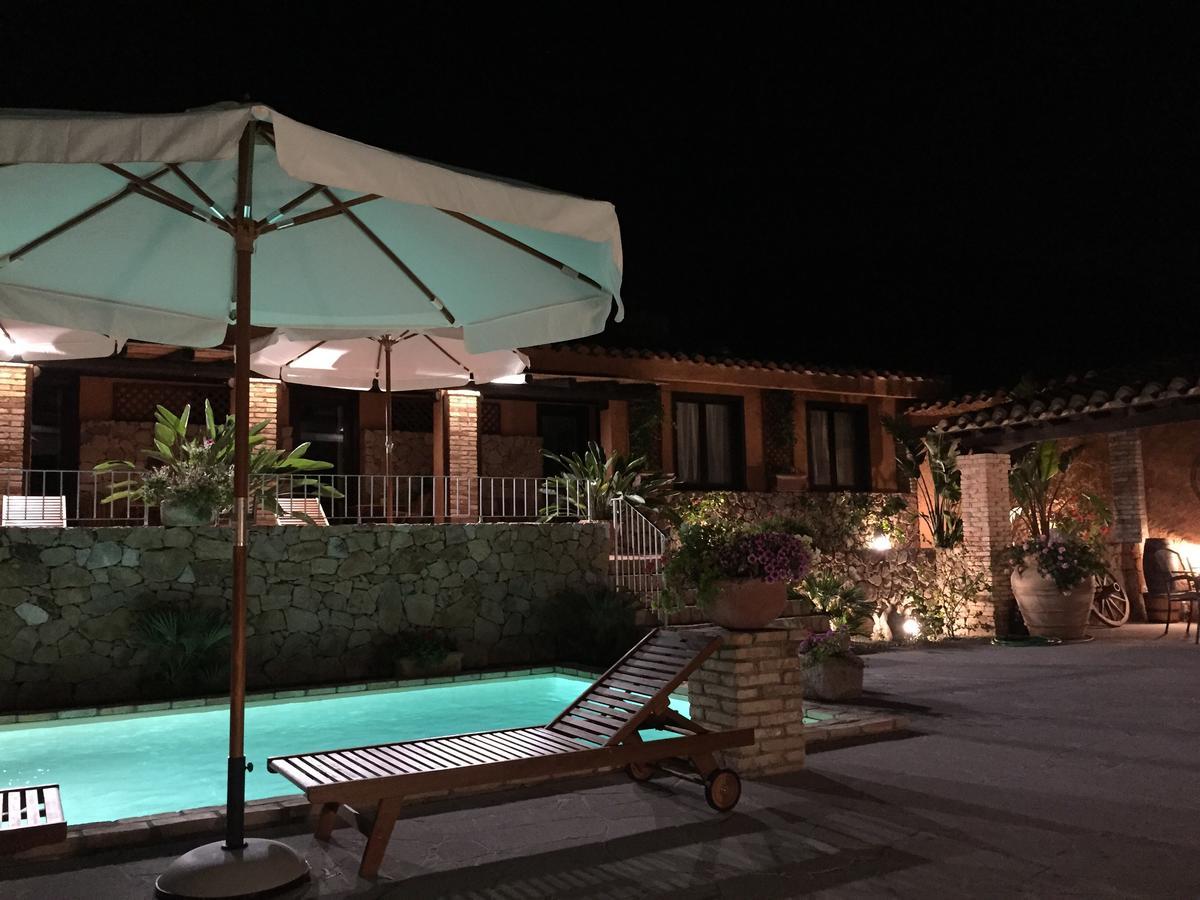 Antico Casale Del Poggio Hotel Capoterra Exterior photo